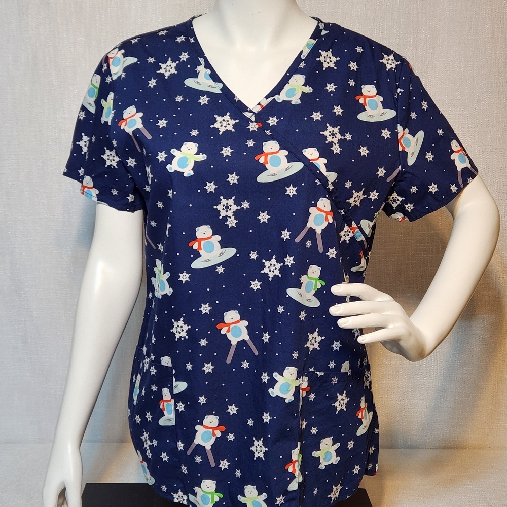 Willowbrook Scrubs Top Ice Skating Polar Bears Ski Cotton Blue Large